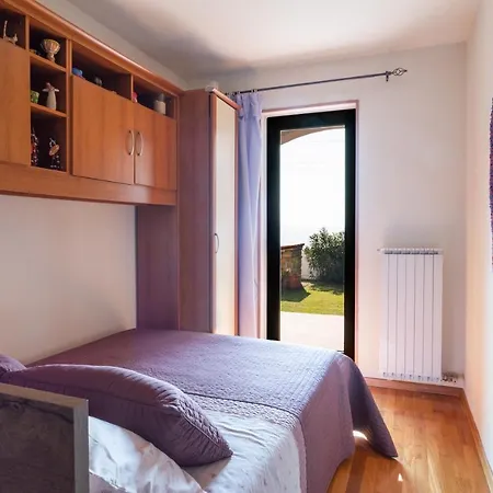 Villa Emi